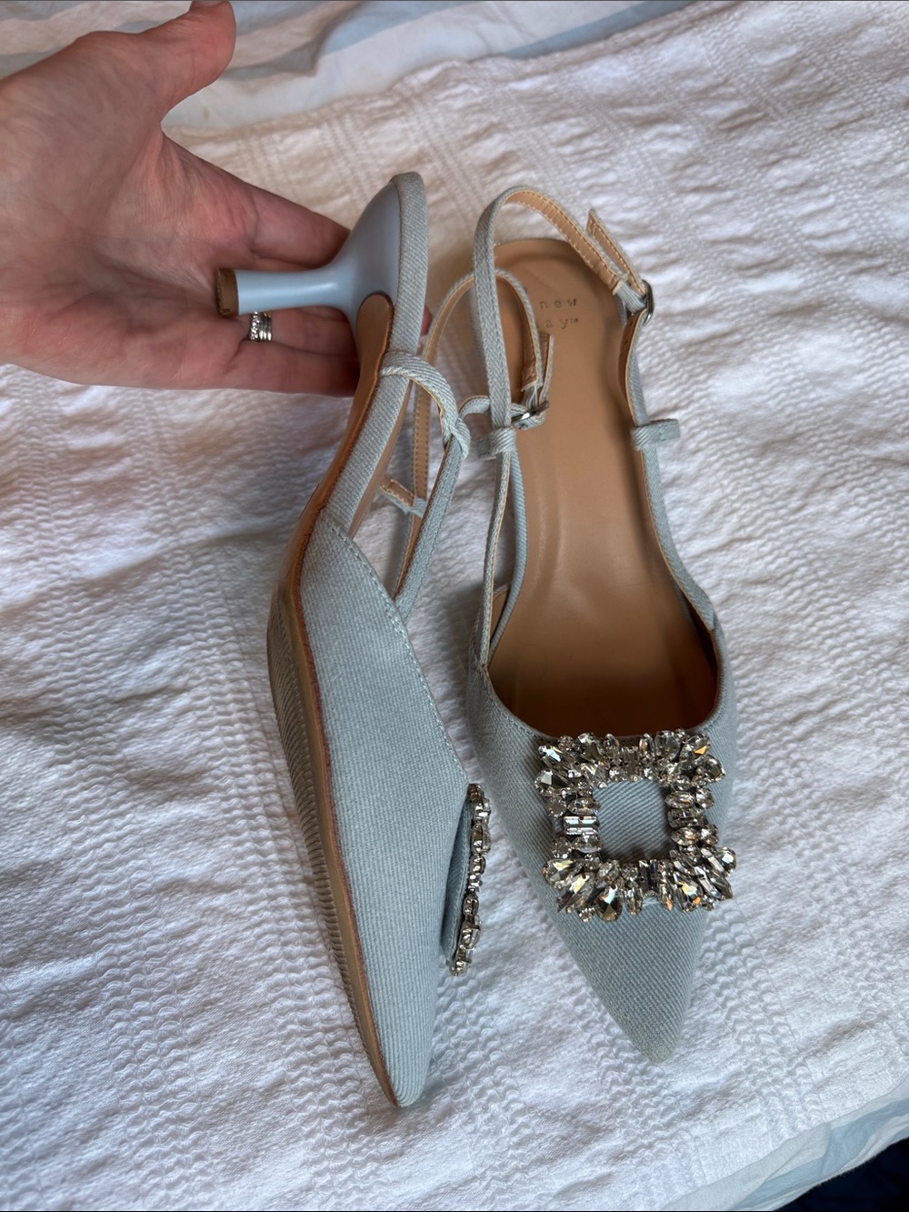 Embellished Pale Blue Slingback Pointed-Toe Kitten Heels. Size 11